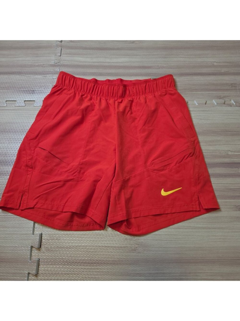 NikeCourt Dri-FIT Victory 7" Tennis Shorts Men's Size Medium FD8721-673
